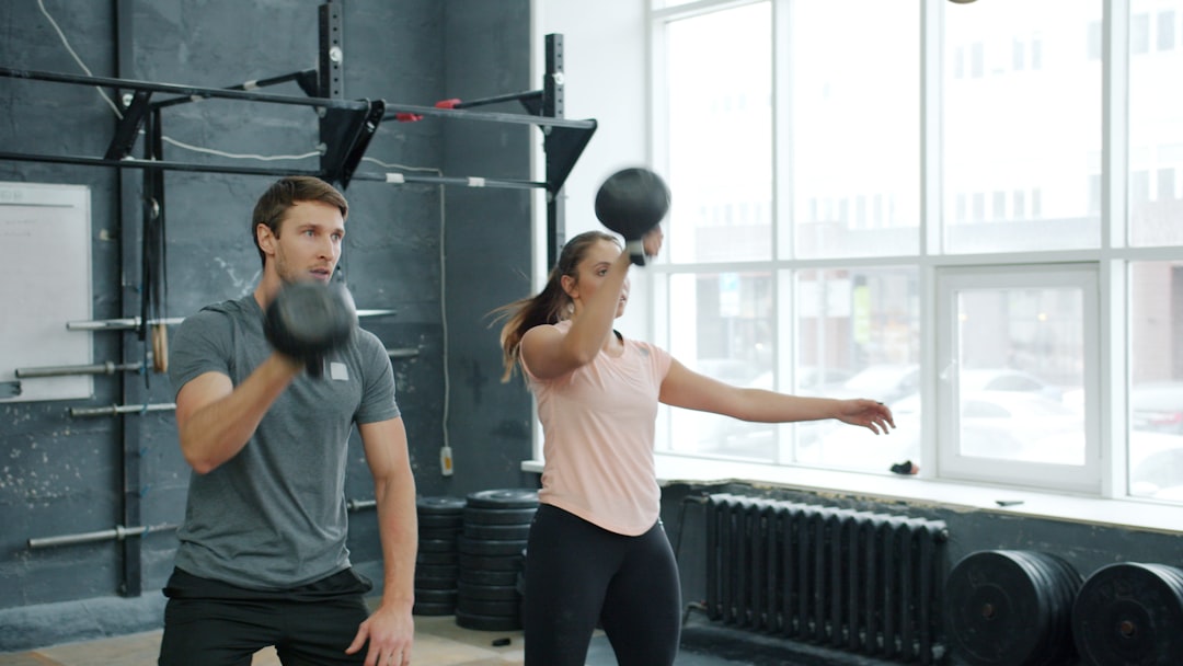 athlete strength training lifting